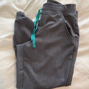 Figs Gray Joggers size medium petites